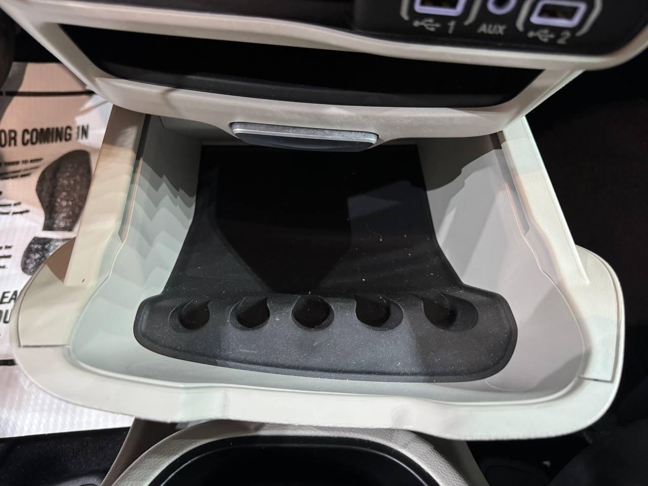 Chrysler Pacifica Hybrid Touring L FWD 2023