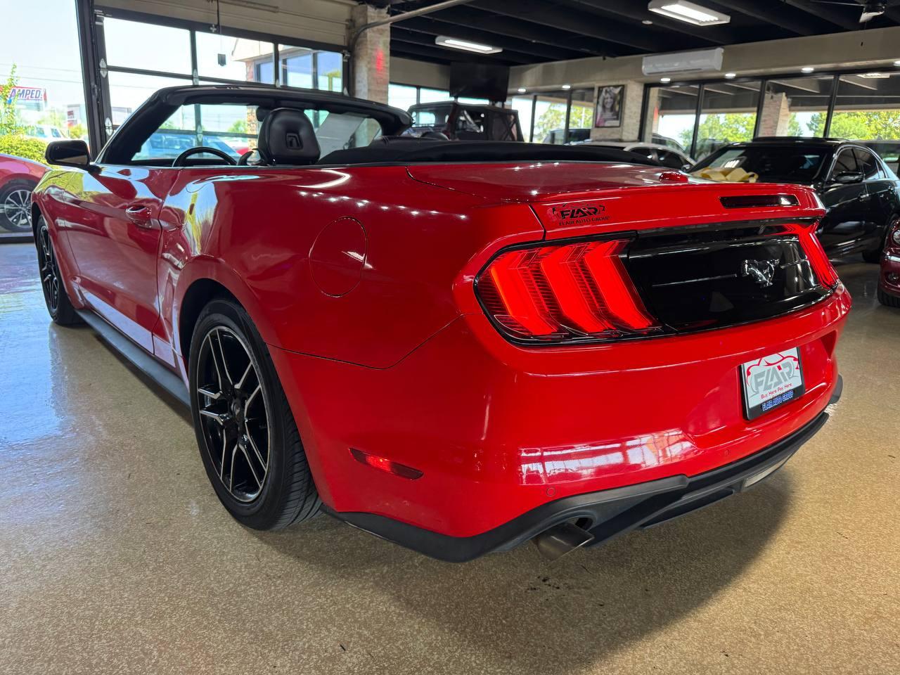 Ford Mustang EcoBoost Convertible 2023