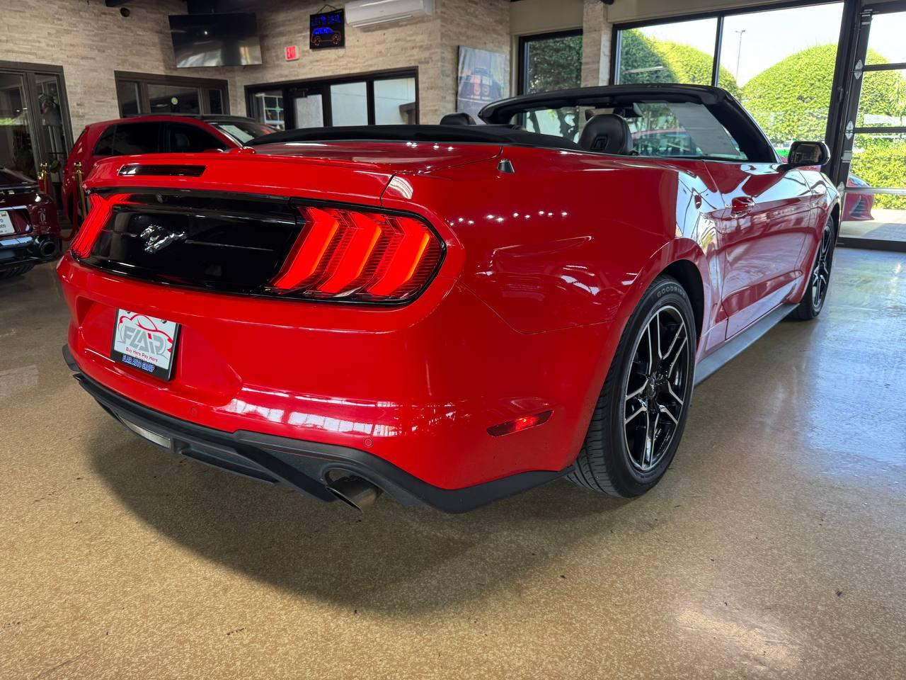 Ford Mustang EcoBoost Convertible 2023