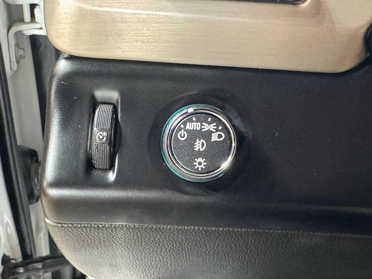 GMC Yukon 2WD 4dr Denali 2018