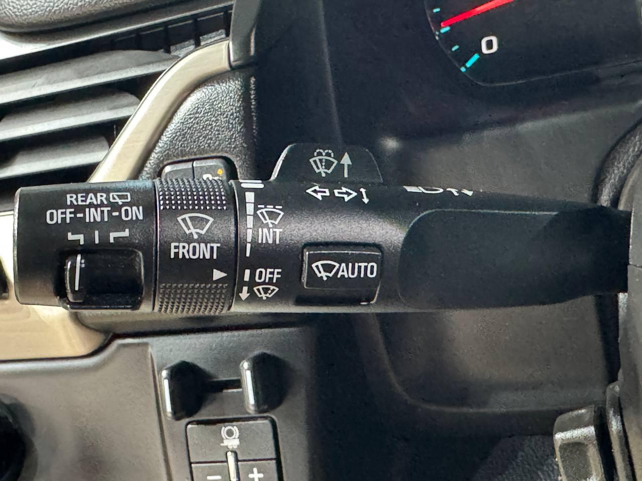 GMC Yukon 2WD 4dr Denali 2018