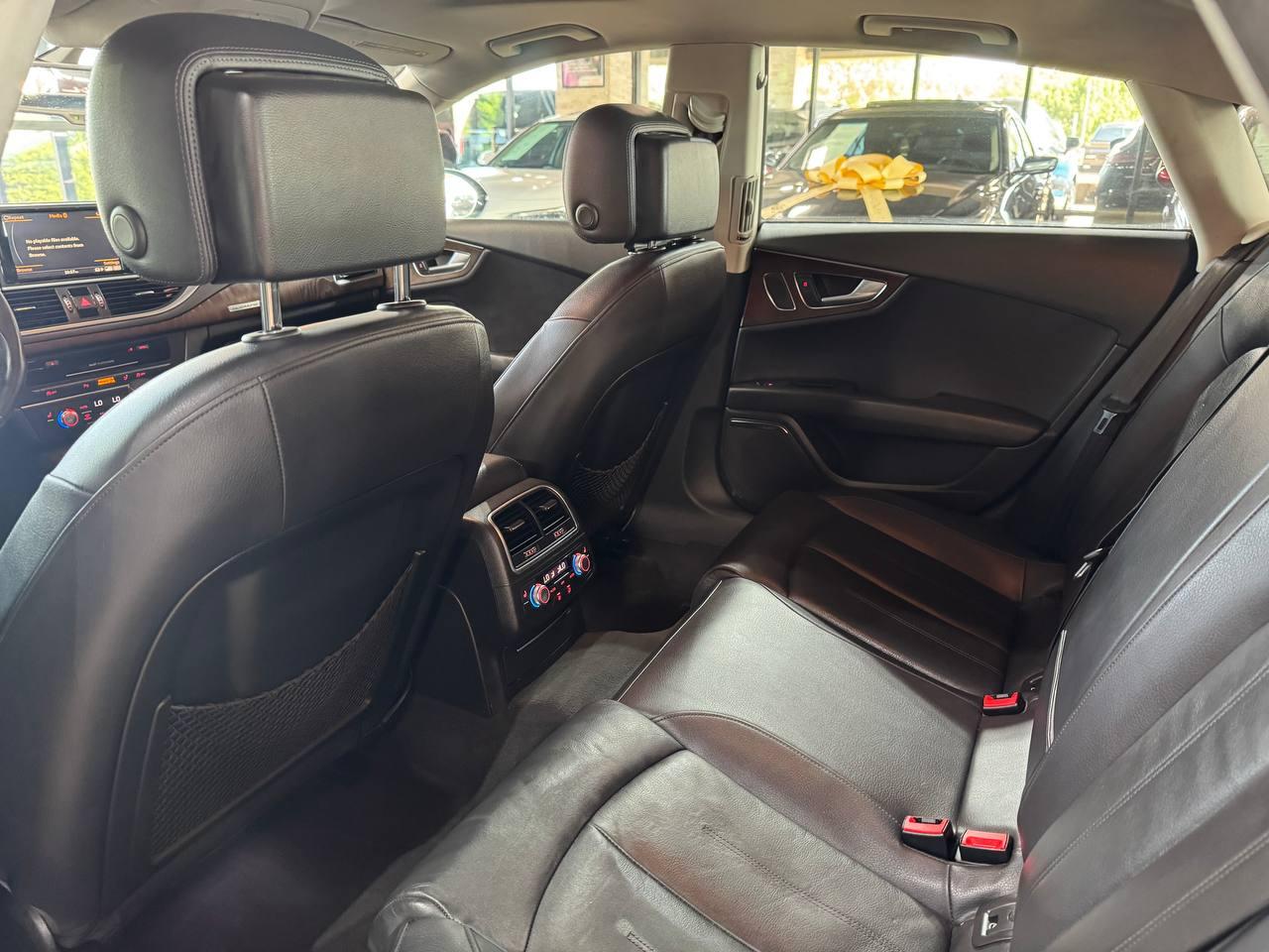 Audi A7 4dr HB quattro 3.0 Premium Plus 2016