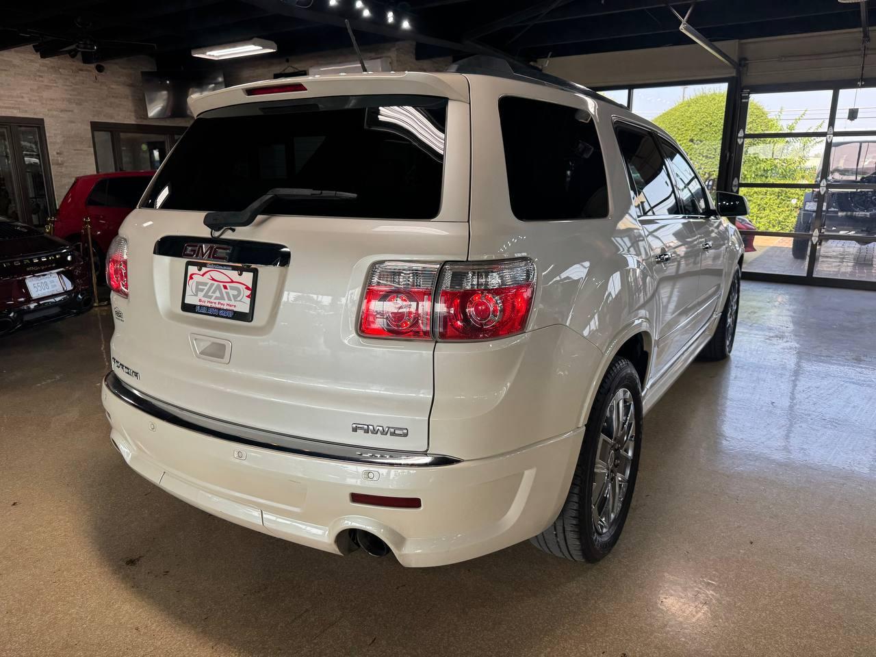 GMC Acadia AWD 4dr Denali 2012
