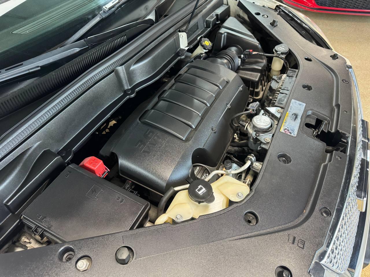 GMC Acadia AWD 4dr Denali 2012