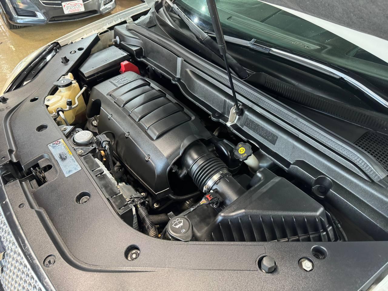 GMC Acadia AWD 4dr Denali 2012