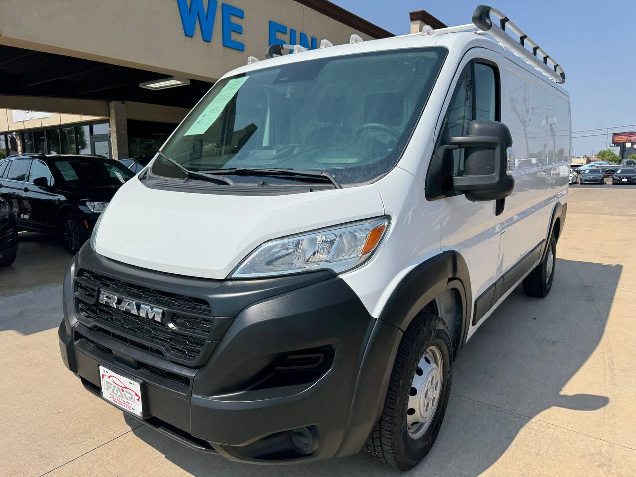 RAM ProMaster Cargo Van 1500 Low Roof 136" WB 2023