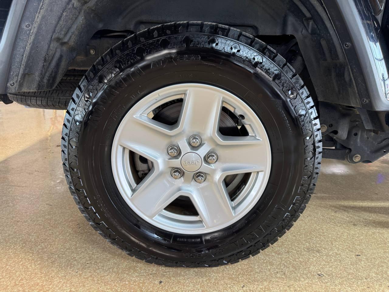 Jeep Gladiator Sport S 4x4 2021