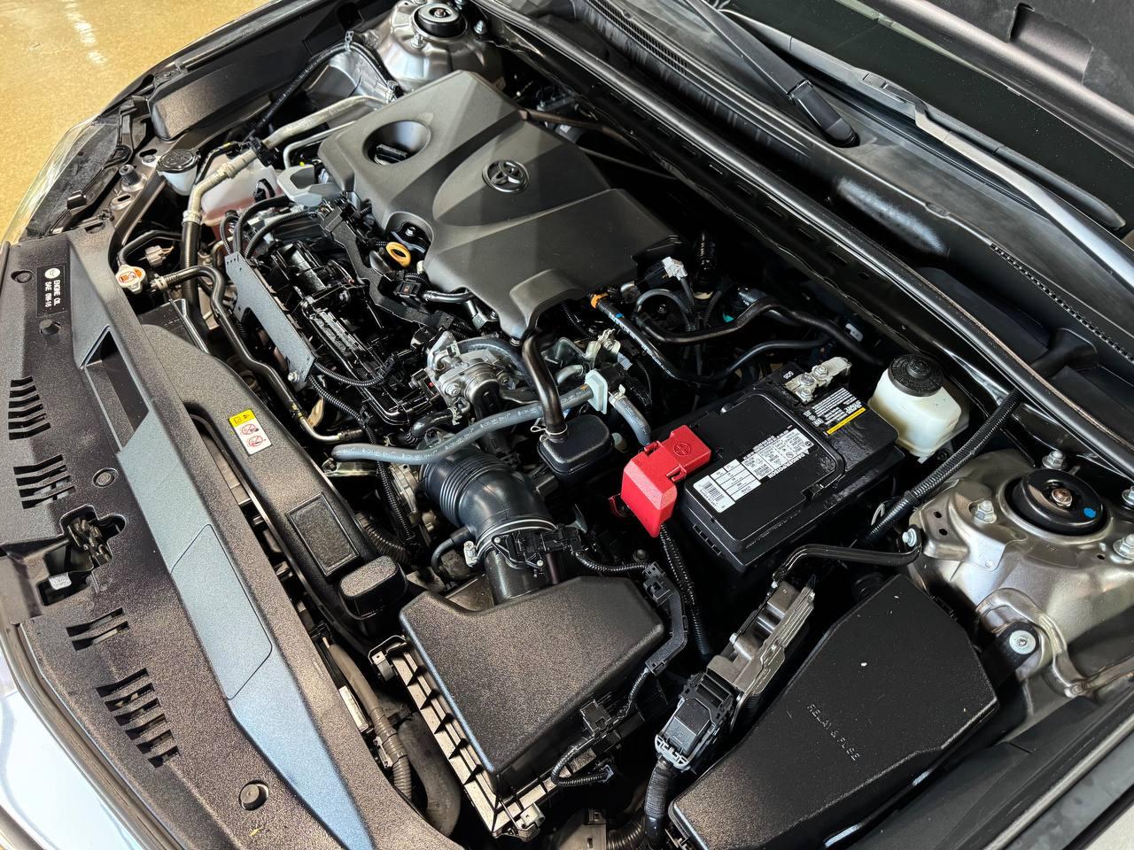 Toyota Camry SE Auto (Natl) 2022