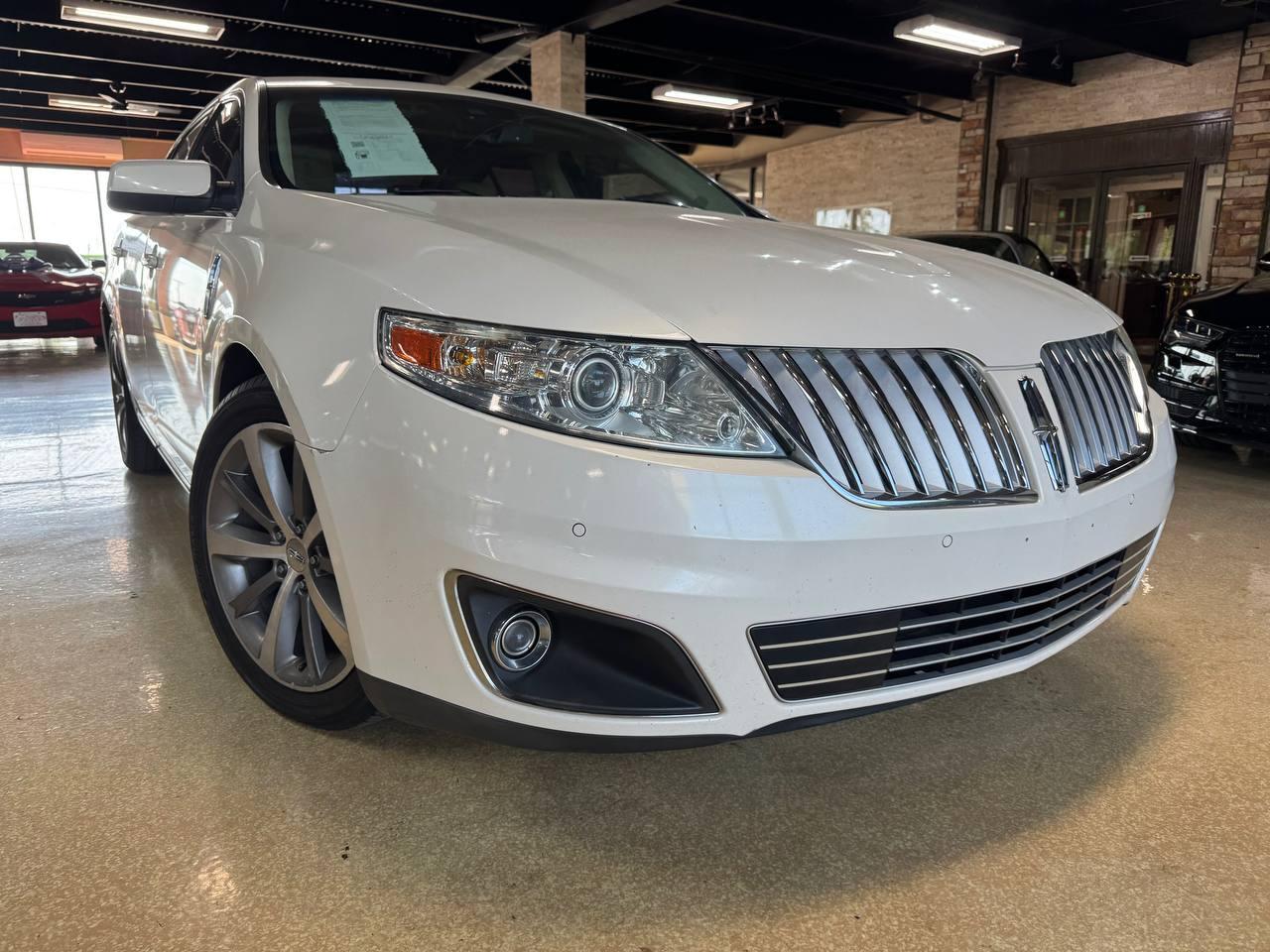 2009 Lincoln MKS 4dr Sdn FWD