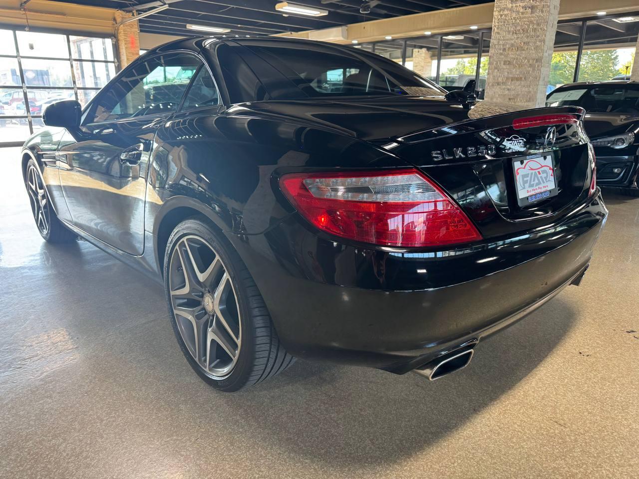 Mercedes-Benz SLK-Class 2dr Roadster SLK 250 2013