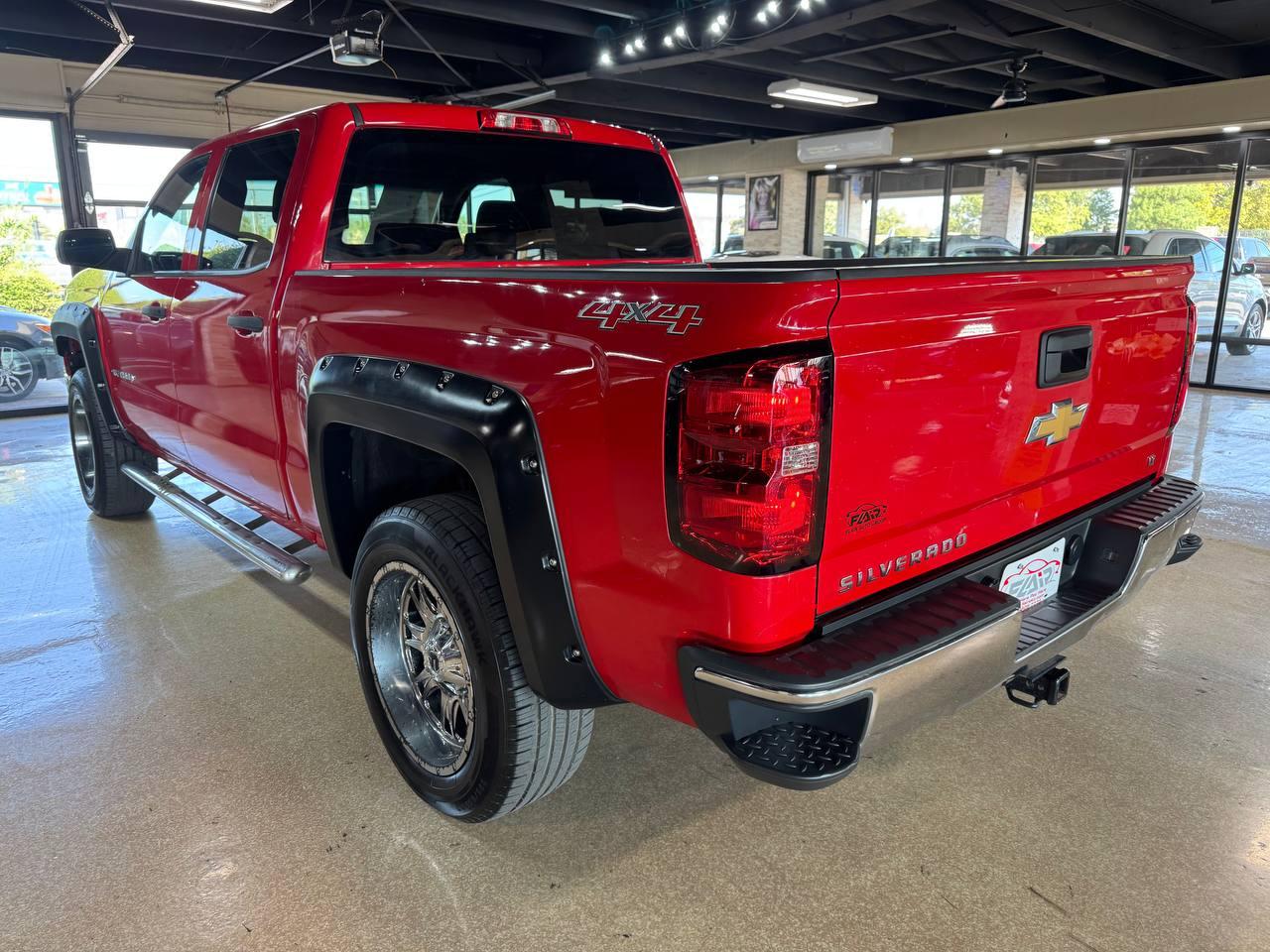 Chevrolet Silverado 1500 4WD Crew Cab 143.5" LT w/1LT 2014