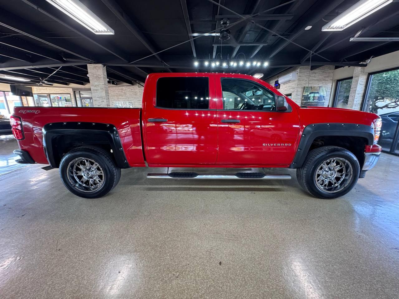 Chevrolet Silverado 1500 4WD Crew Cab 143.5" LT w/1LT 2014