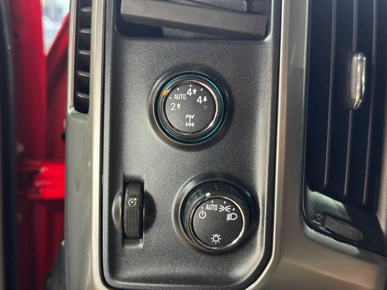 Chevrolet Silverado 1500 4WD Crew Cab 143.5" LT w/1LT 2014