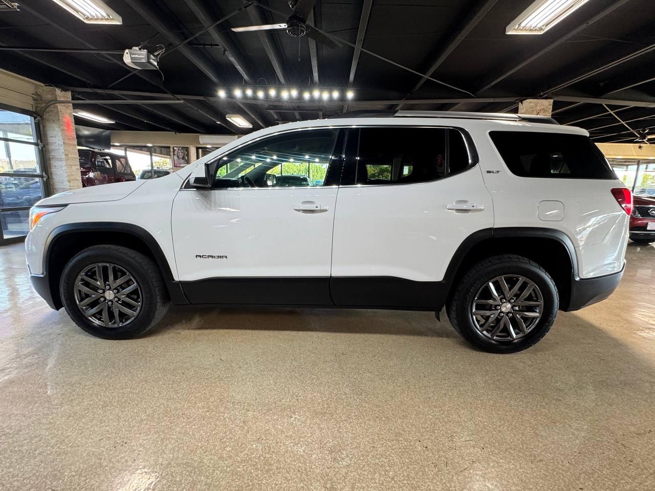 GMC Acadia FWD 4dr SLT w/SLT-1 2019