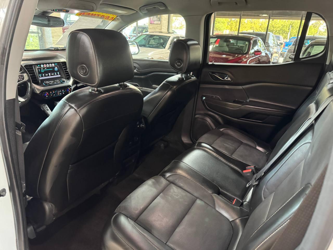GMC Acadia FWD 4dr SLT w/SLT-1 2019