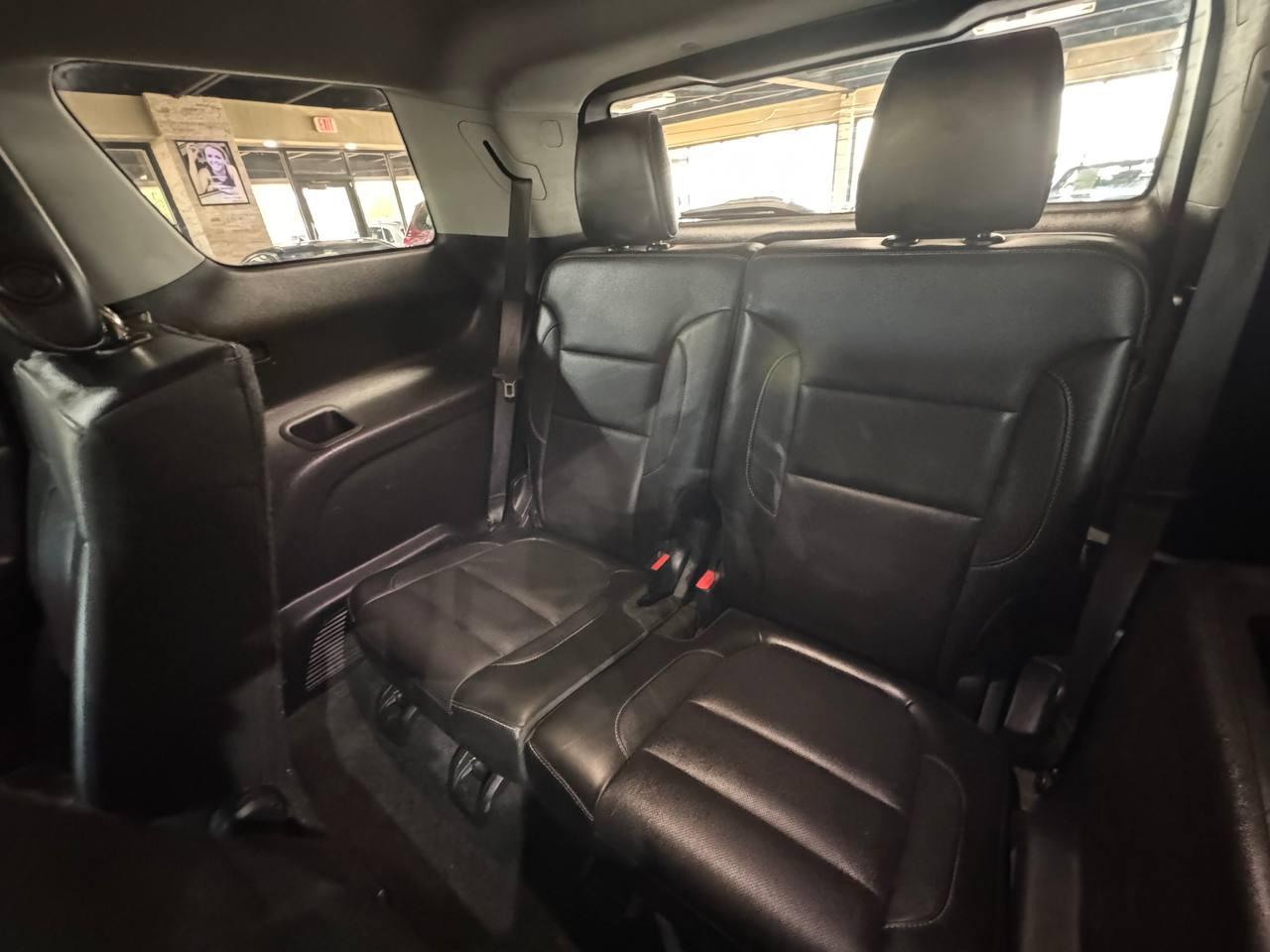 GMC Acadia FWD 4dr SLT w/SLT-1 2019