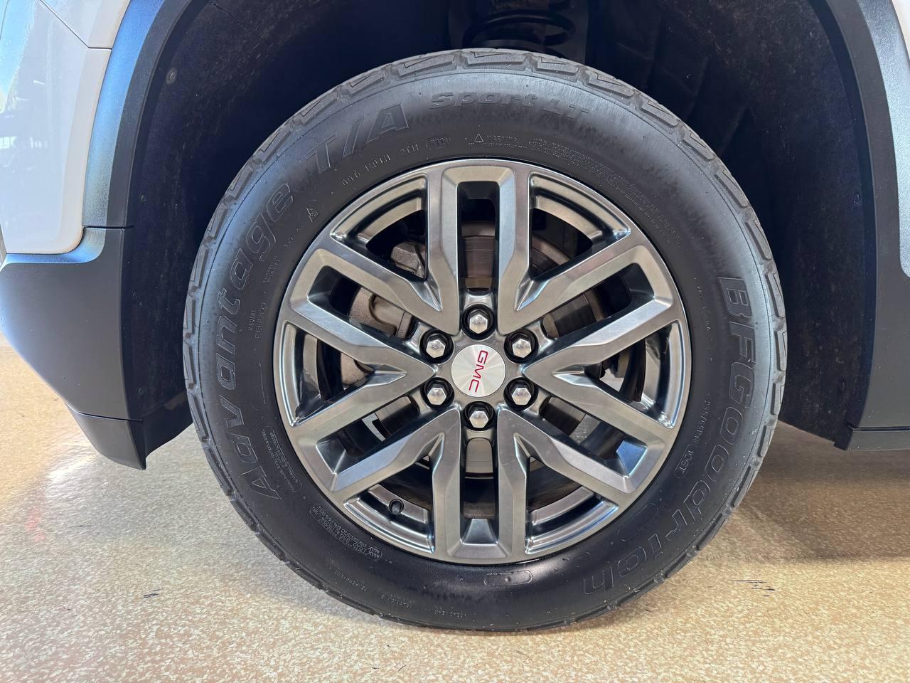 GMC Acadia FWD 4dr SLT w/SLT-1 2019