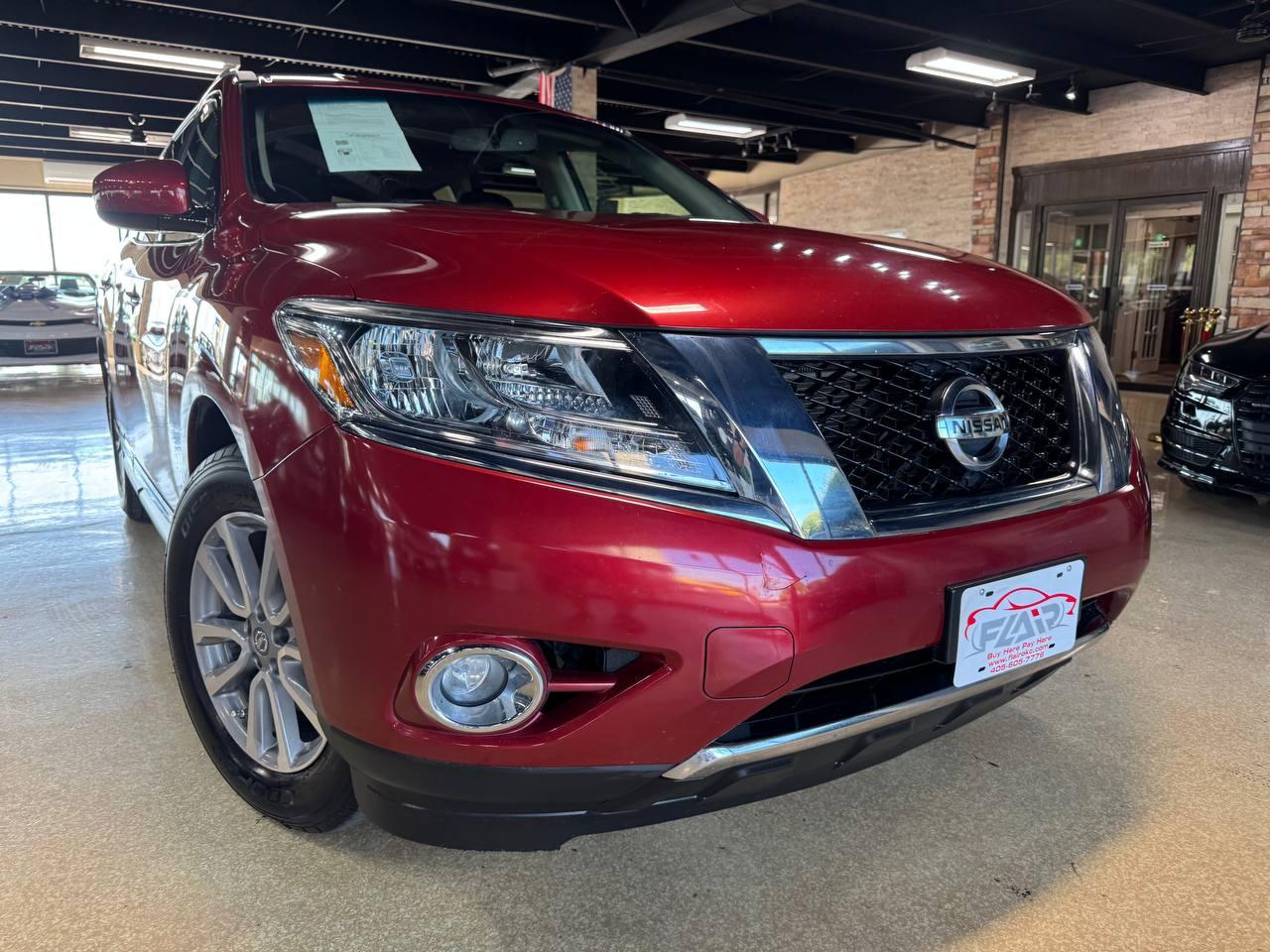 2014 Nissan Pathfinder 2WD 4dr SL