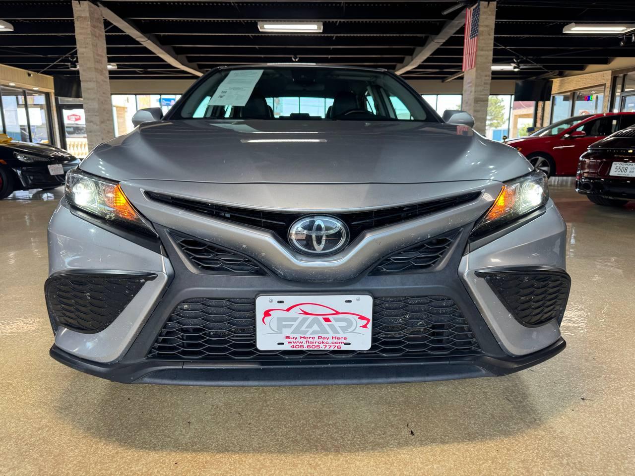 Toyota Camry SE Auto (Natl) 2023