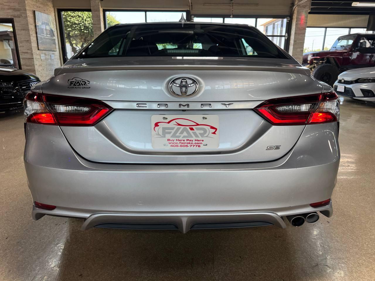 Toyota Camry SE Auto (Natl) 2023