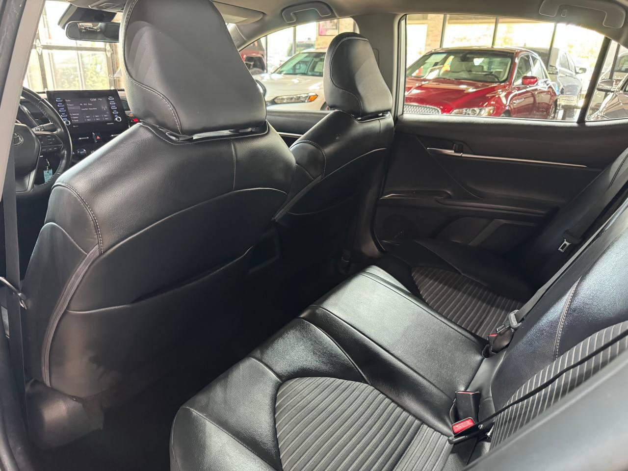 Toyota Camry SE Auto (Natl) 2023