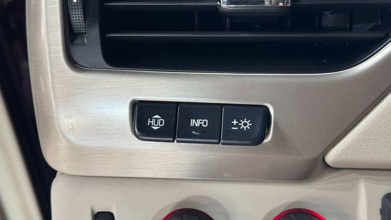 GMC Yukon XL 4WD 4dr Denali 2016