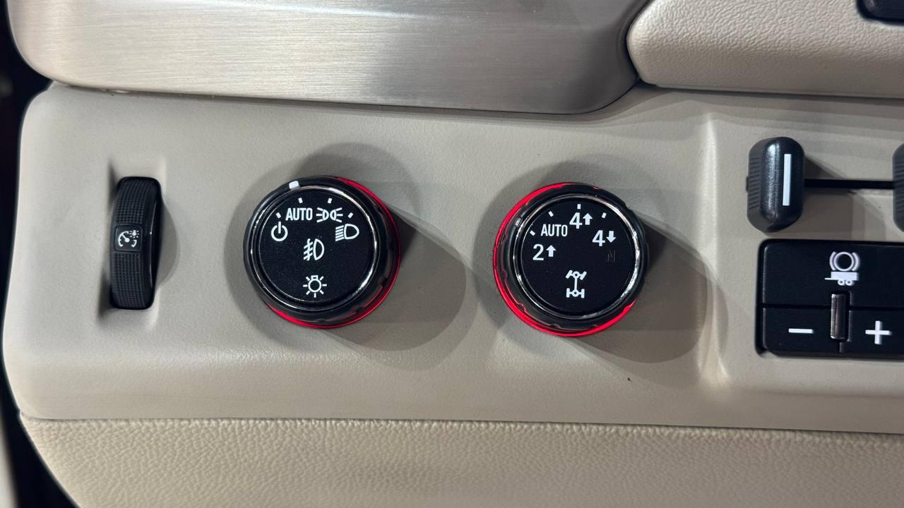 GMC Yukon XL 4WD 4dr Denali 2016