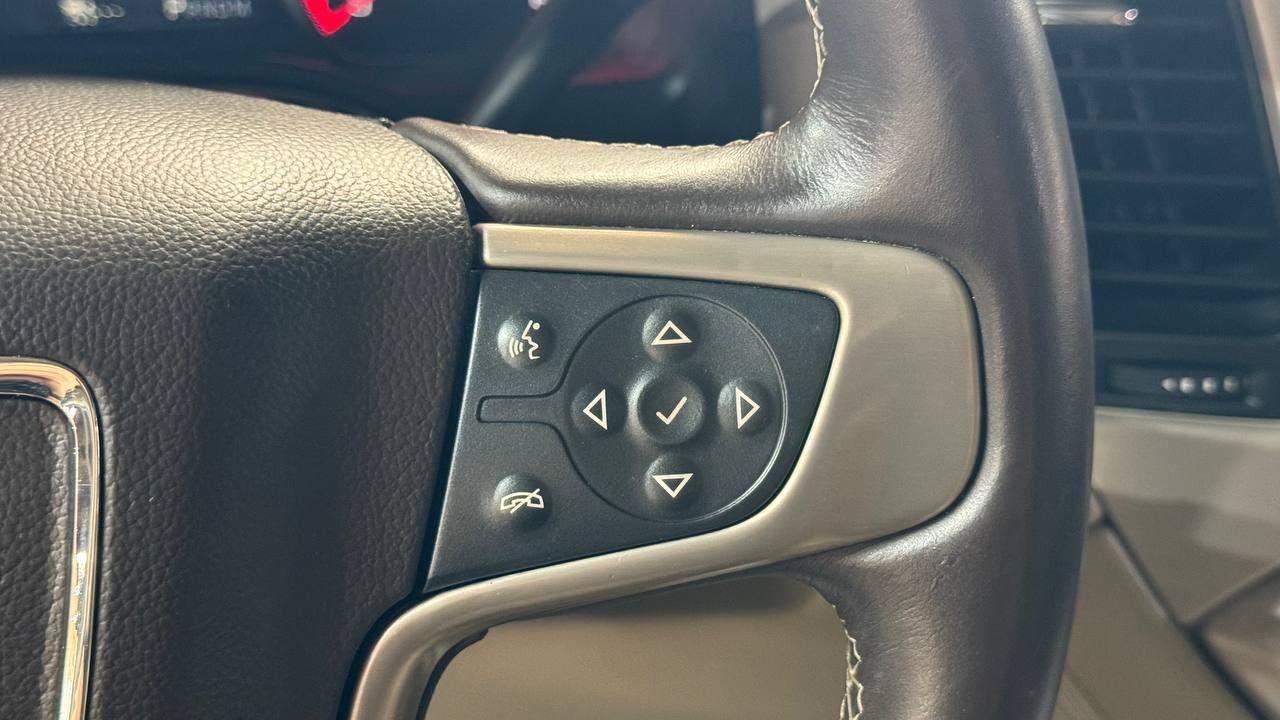 GMC Yukon XL 4WD 4dr Denali 2016