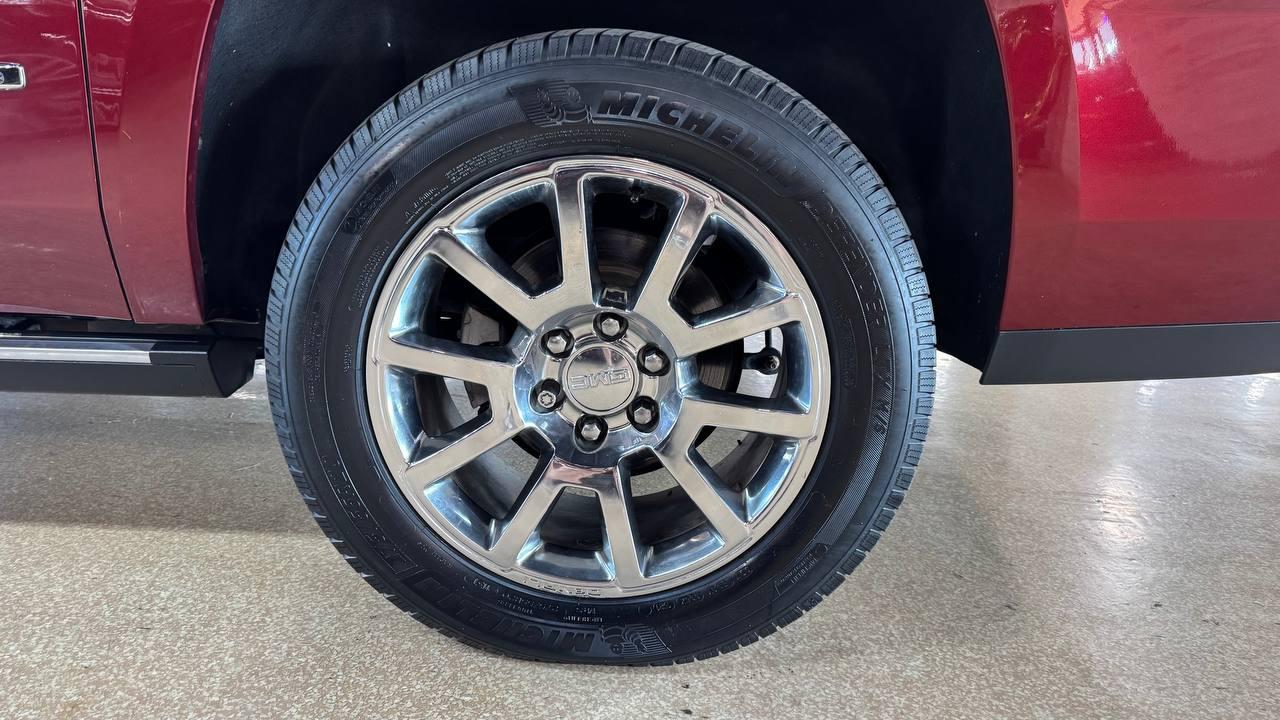 GMC Yukon XL 4WD 4dr Denali 2016
