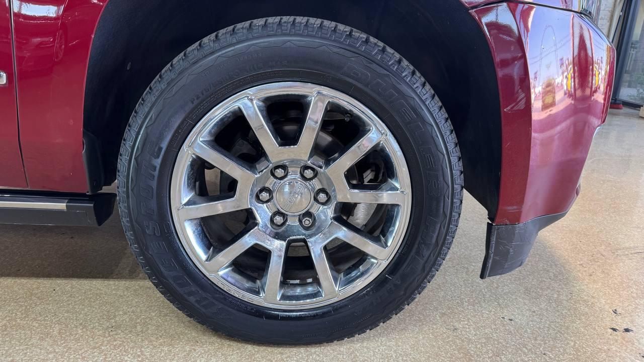 GMC Yukon XL 4WD 4dr Denali 2016
