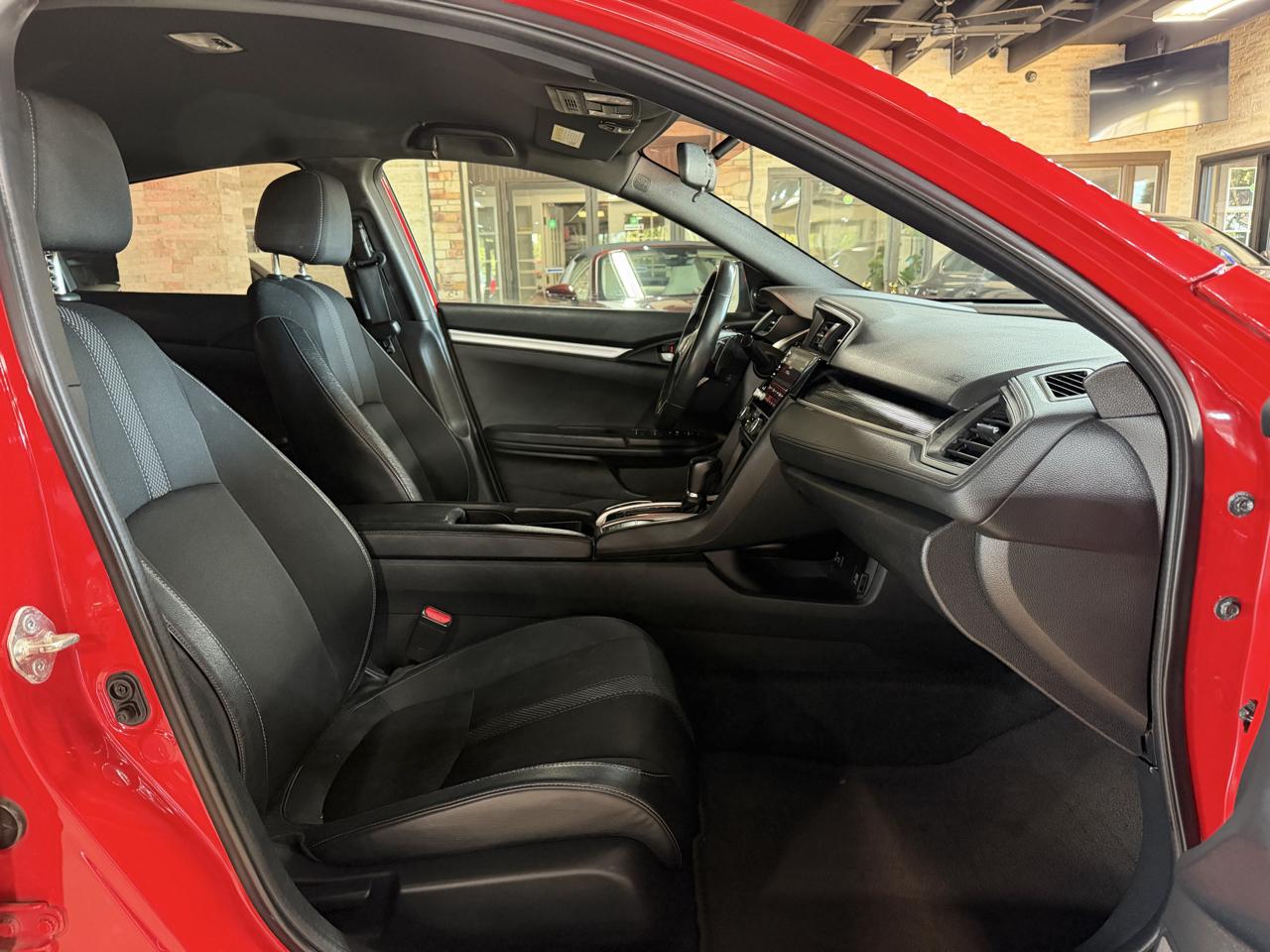 Honda Civic photo 10