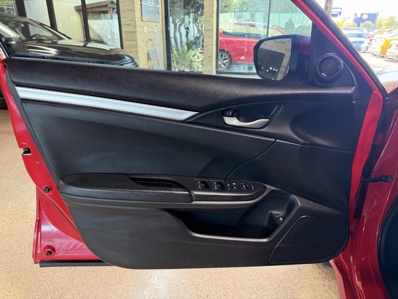 Honda Civic photo 28