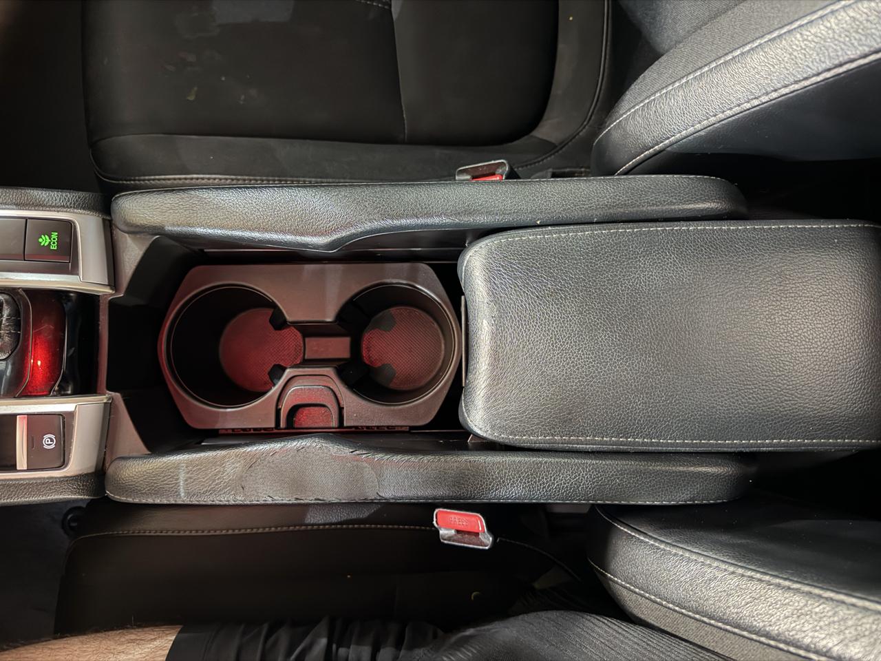 Honda Civic photo 38