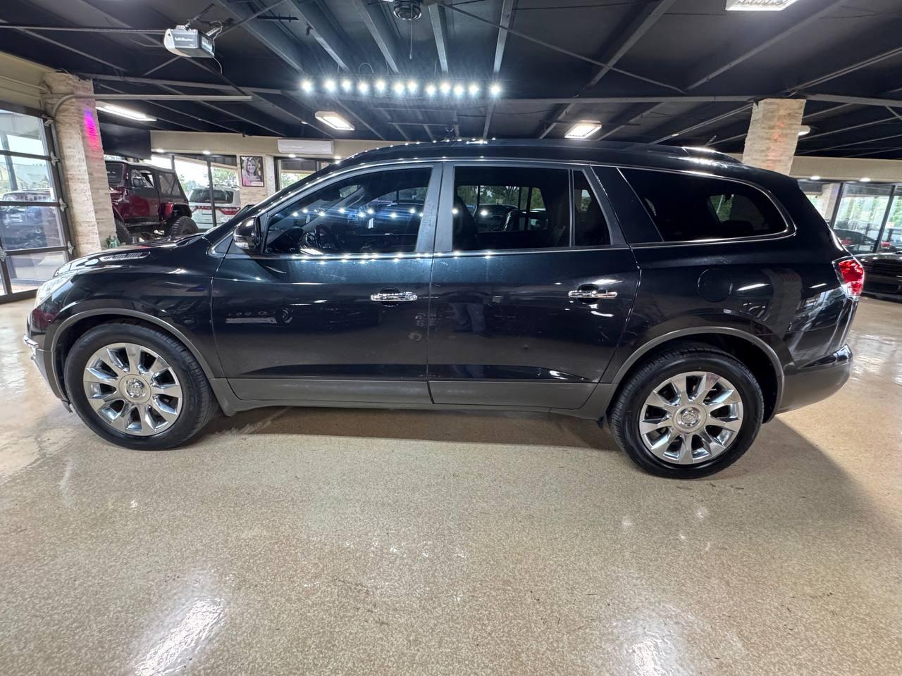 Buick Enclave AWD 4dr CXL-2 2011