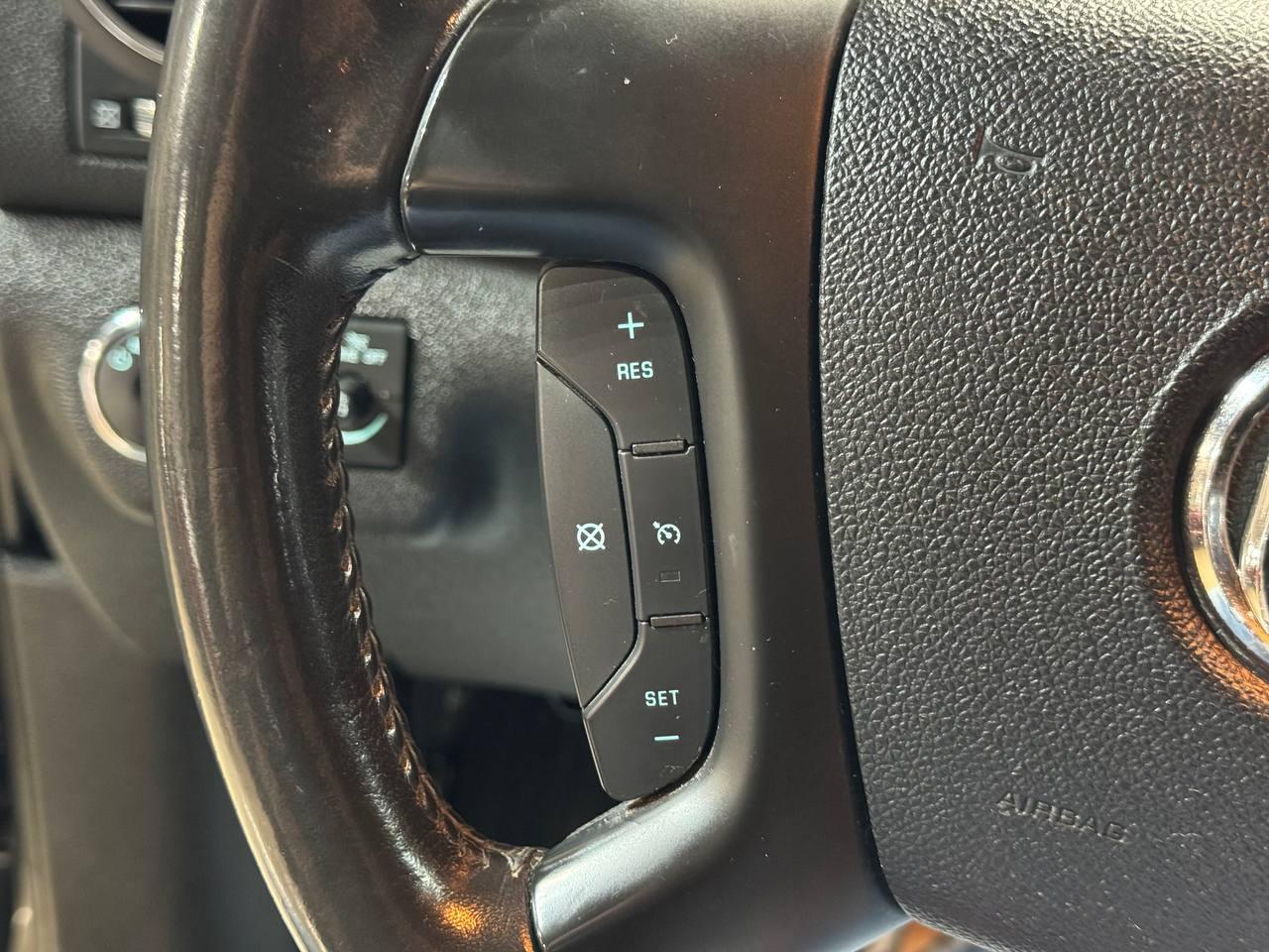 Buick Enclave AWD 4dr CXL-2 2011
