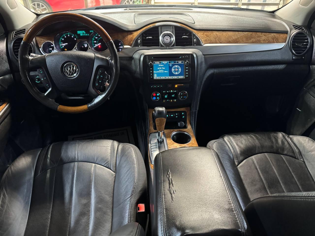 Buick Enclave AWD 4dr CXL-2 2011