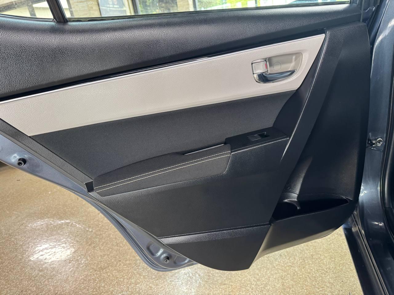 Toyota Corolla L CVT (Natl) 2019