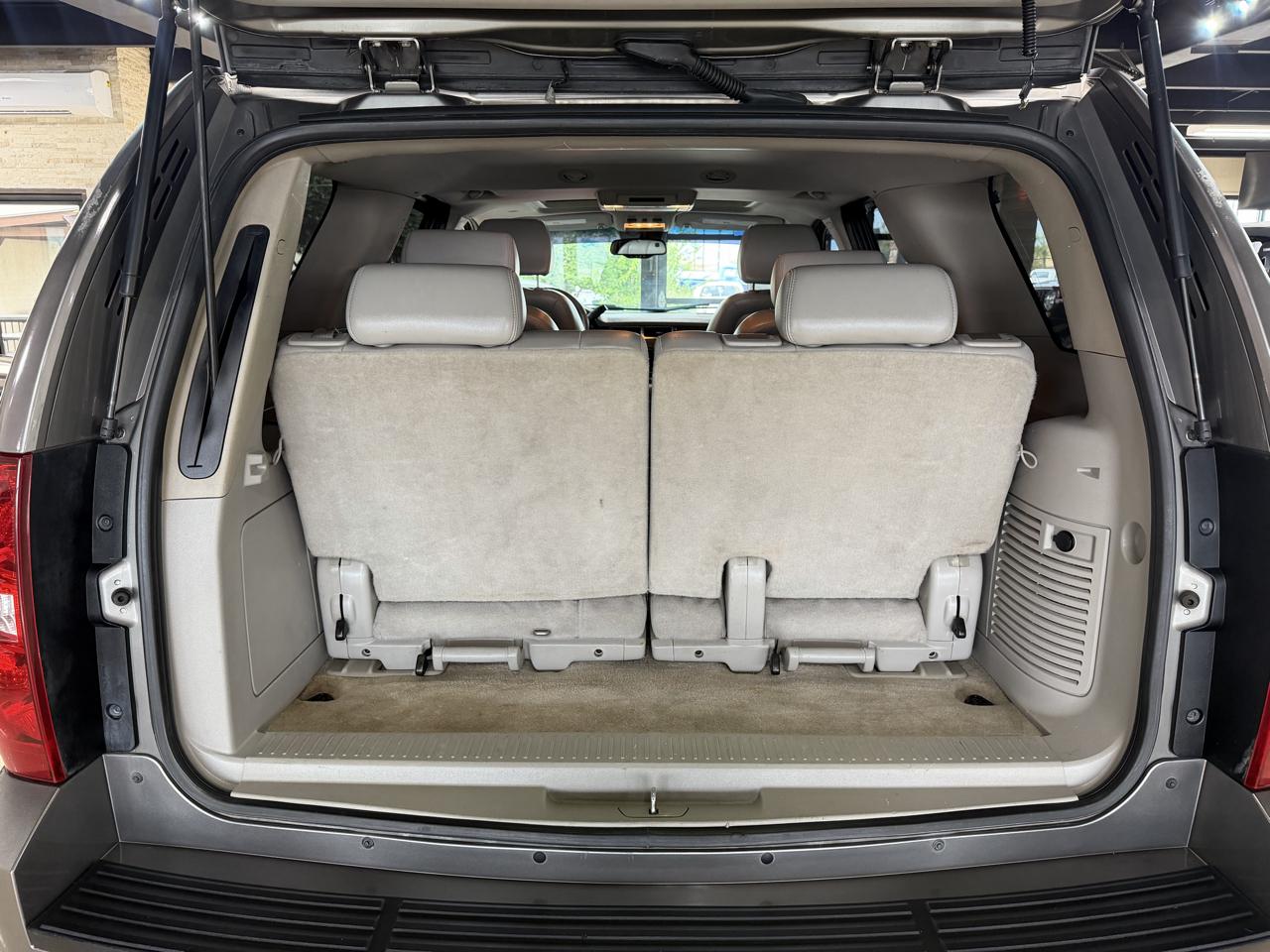 Chevrolet Tahoe photo 25