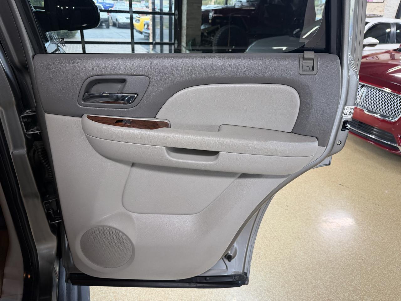 Chevrolet Tahoe photo 26