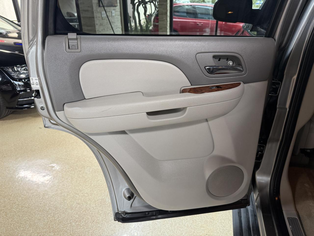 Chevrolet Tahoe photo 31