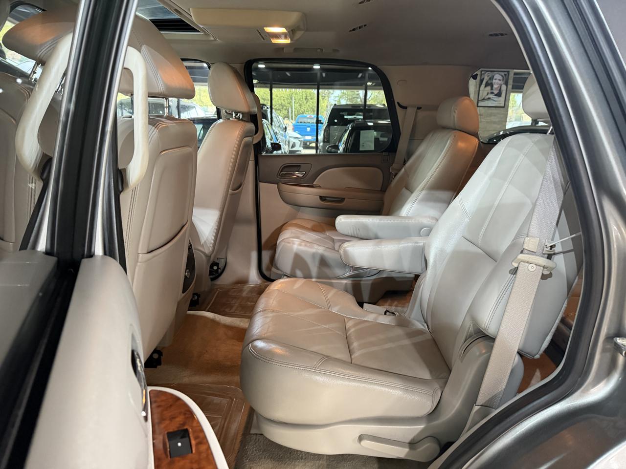 Chevrolet Tahoe photo 32