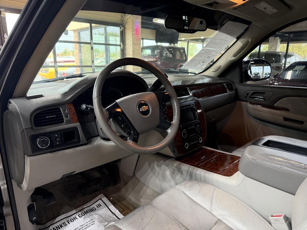 Chevrolet Tahoe photo 34