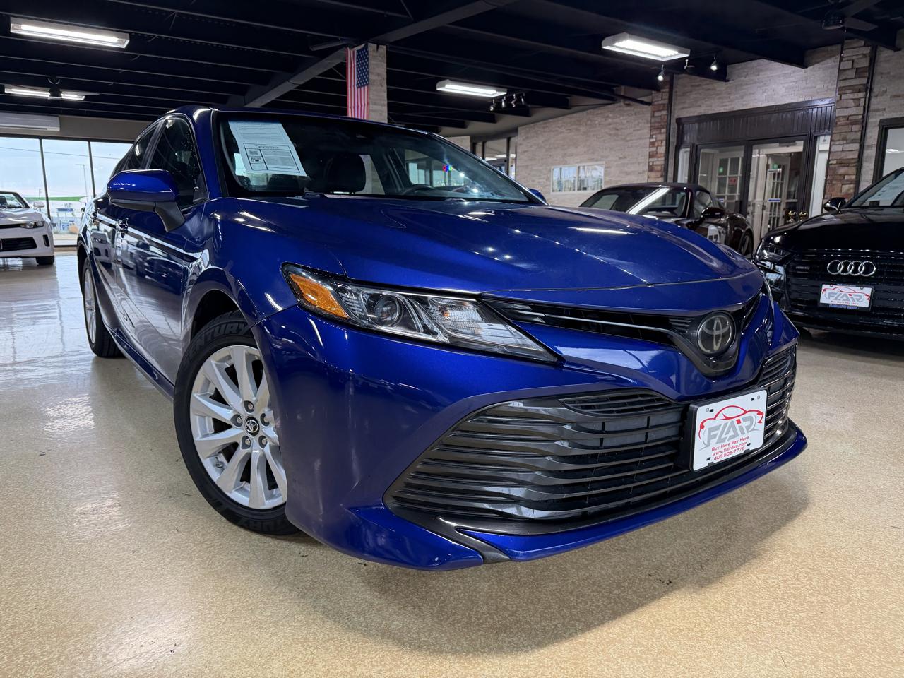 Toyota Camry LE Auto (Natl) 2018