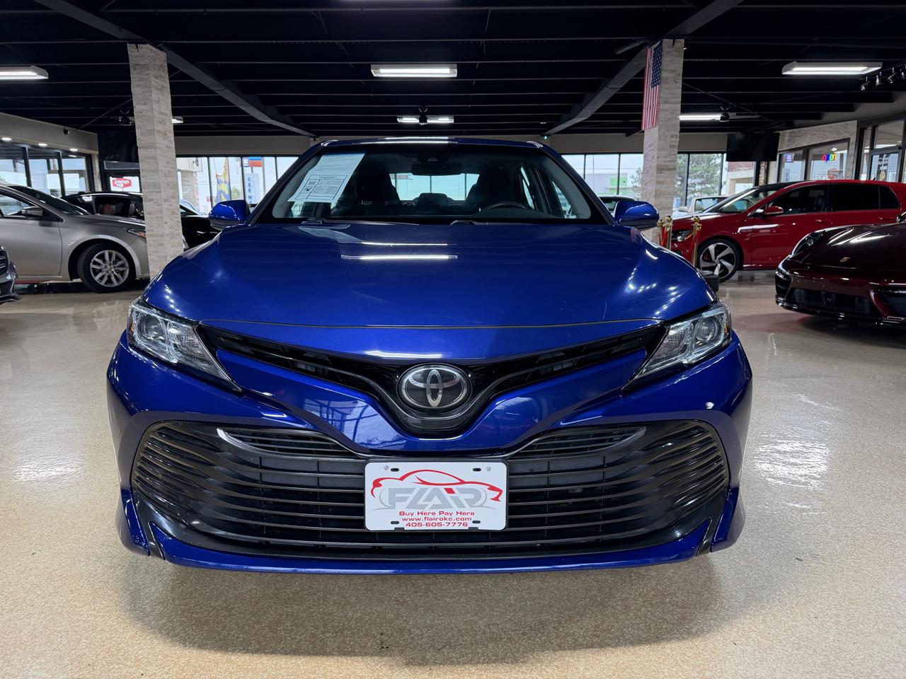 Toyota Camry LE Auto (Natl) 2018