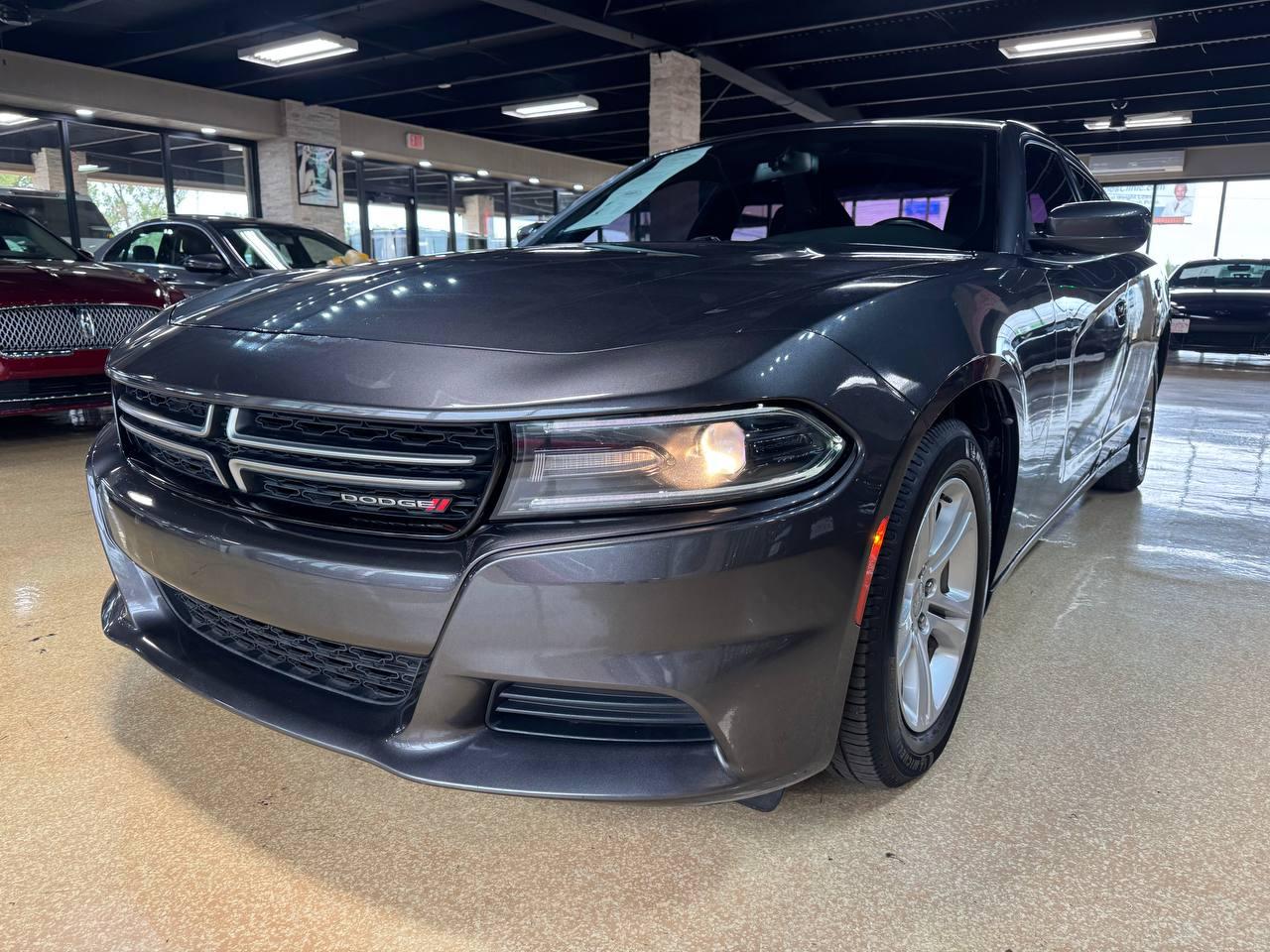 Dodge Charger photo 3