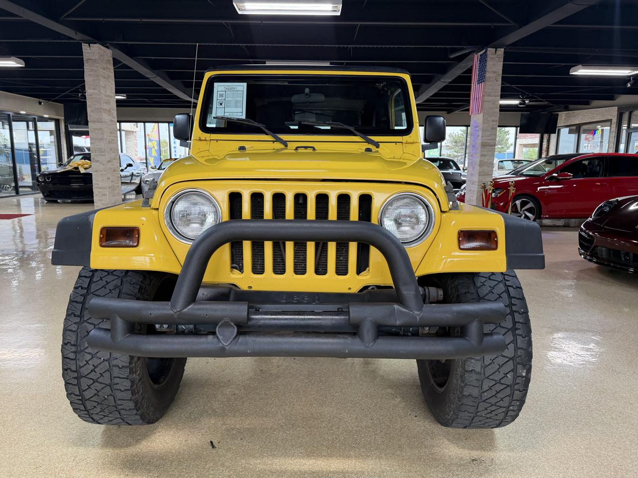 Jeep Wrangler photo 2