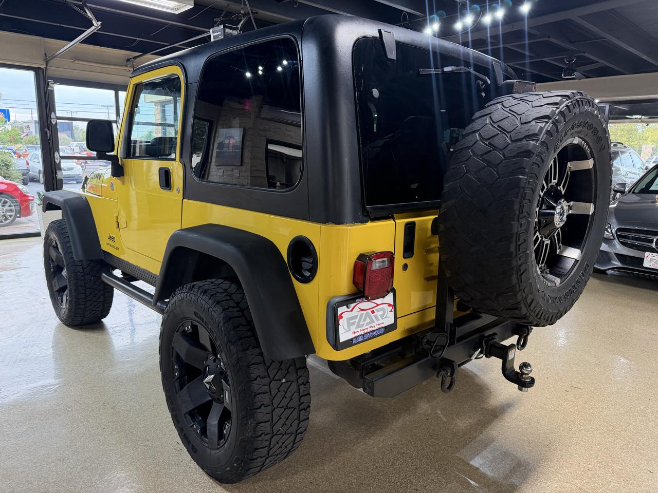 Jeep Wrangler photo 5