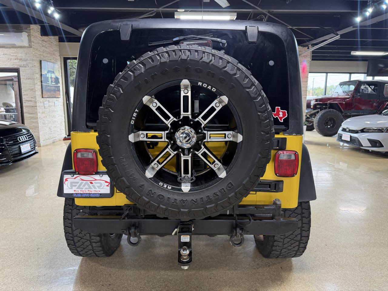 Jeep Wrangler photo 6