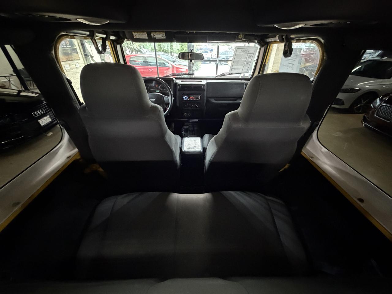 Jeep Wrangler photo 20