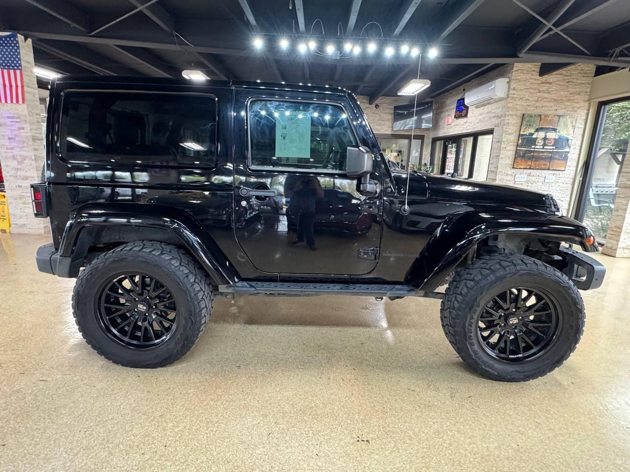 Jeep Wrangler JK photo 8